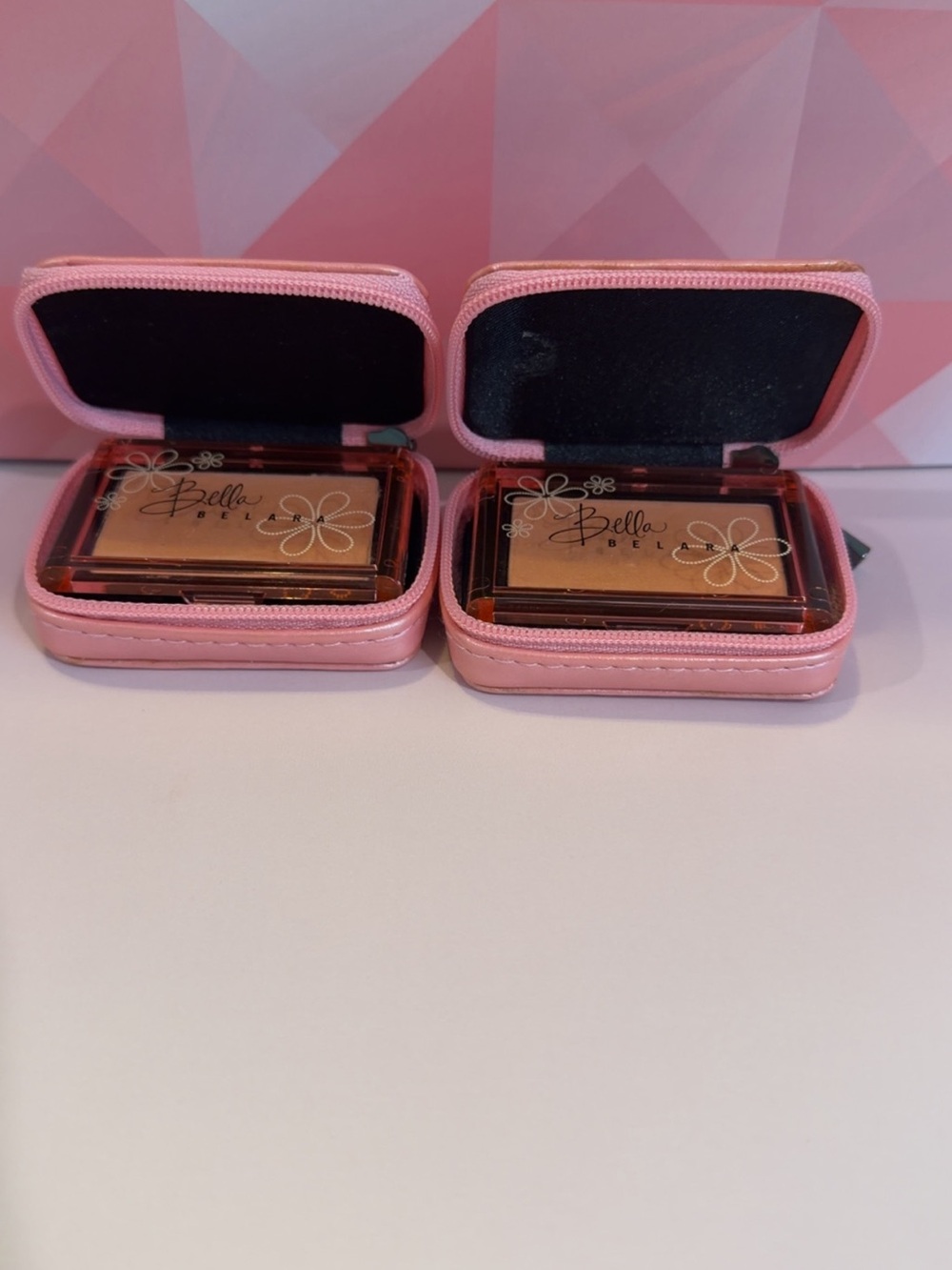 NWOB Mary slay Bella BELLÁ Compact Blush Duo in Pink Case (new without bag)